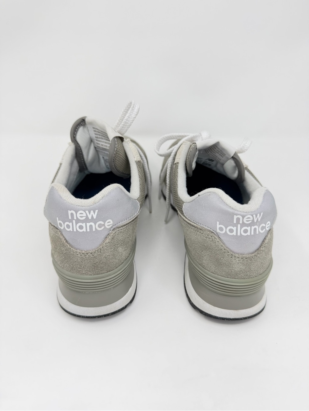 New Balance 574 Classic WL574EVG Grey White Women Size 8 Used - Picture 5 of 7